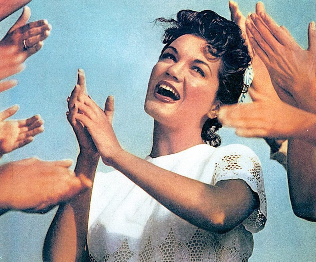 Connie Francis Dead at 87 Pop Icon's Final Chapte